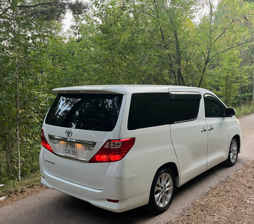 Автомобиль 2010 Toyota Alphard, поездка Архипо-Осиповка — Пшада