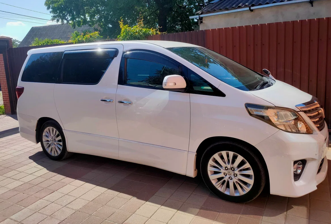 Автомобиль 2015 Toyota Alphard, поездка Тюмень — Курган