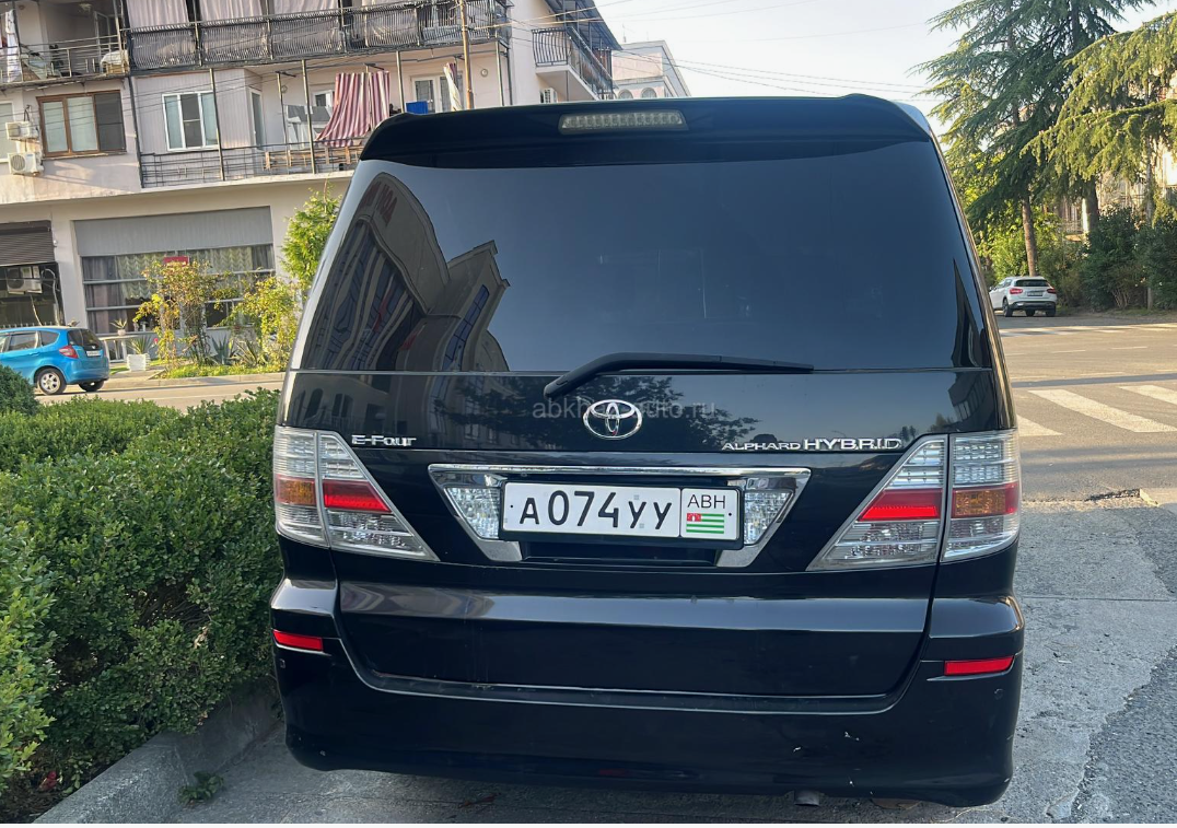 Автомобиль 2007 Toyota Alphard, поездка Краснодар — Геленджик